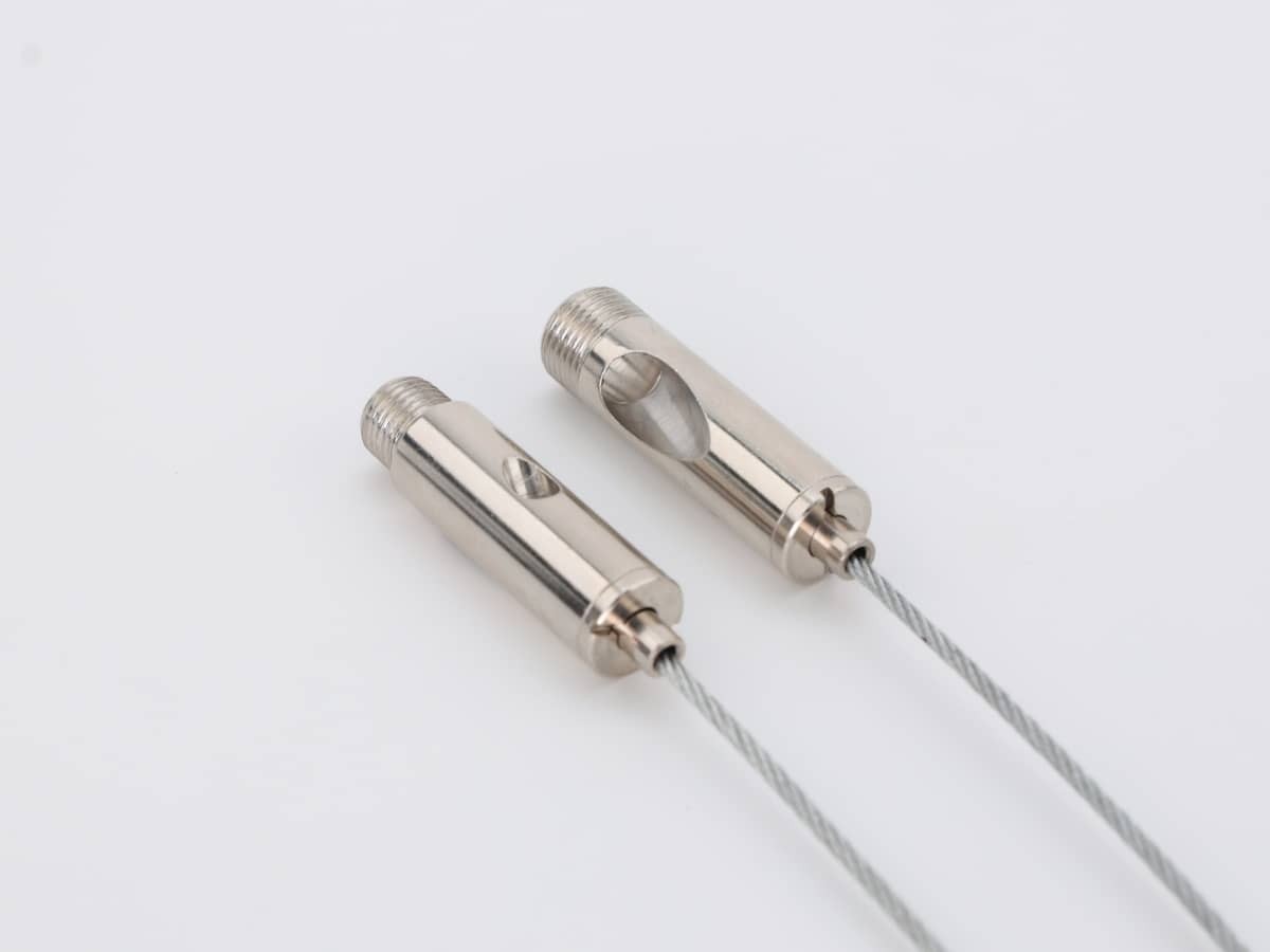 Цанговый зажим A23 с выводом под провод