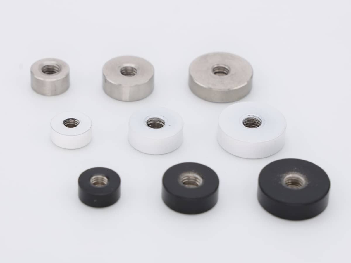 Декоративные колпачки с резьбой B50