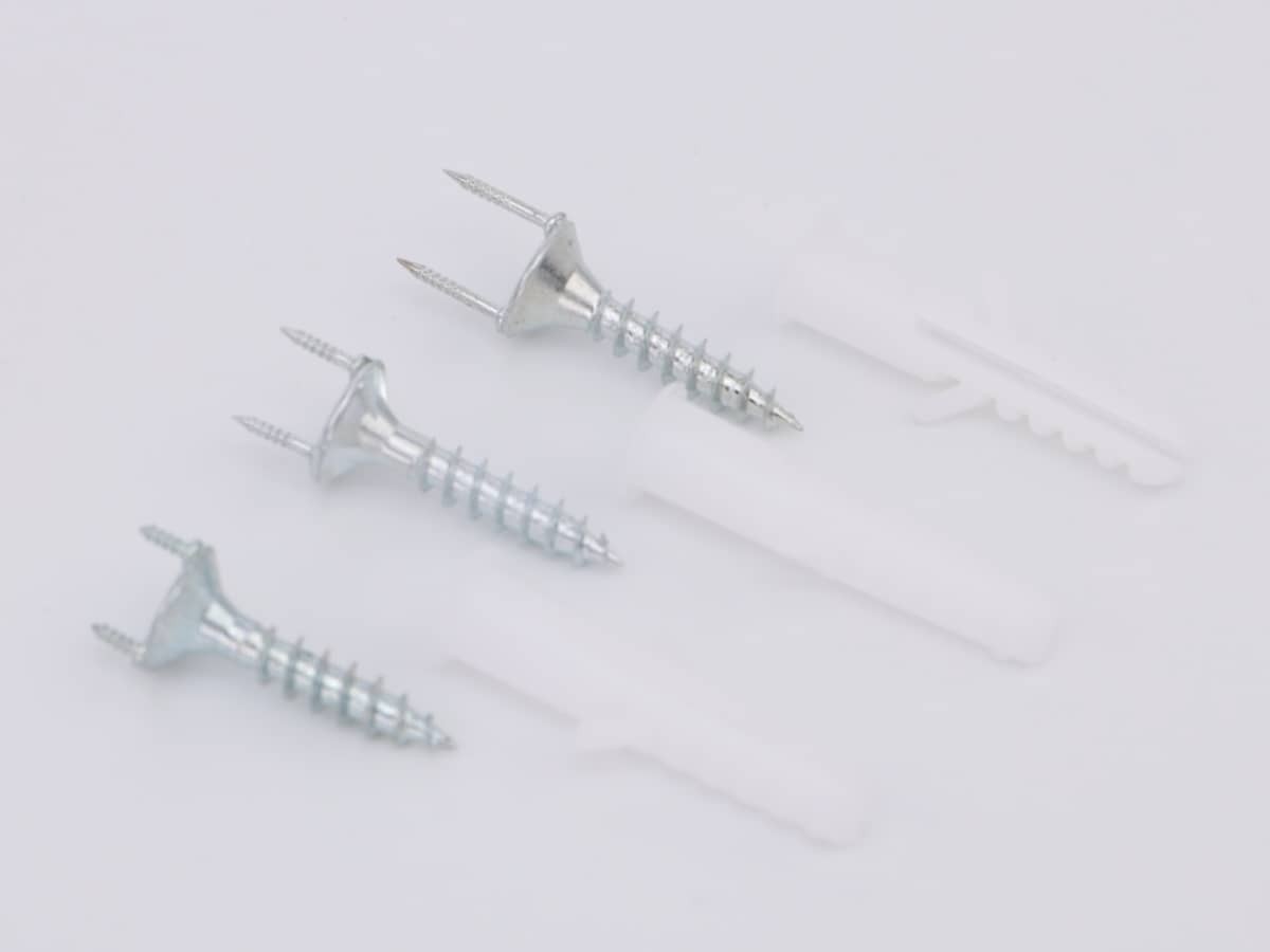 Саморез 25 мм с шипом 4,5/7/12 мм