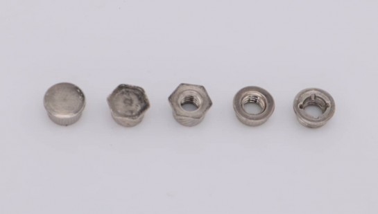 Установочные гайки для букв