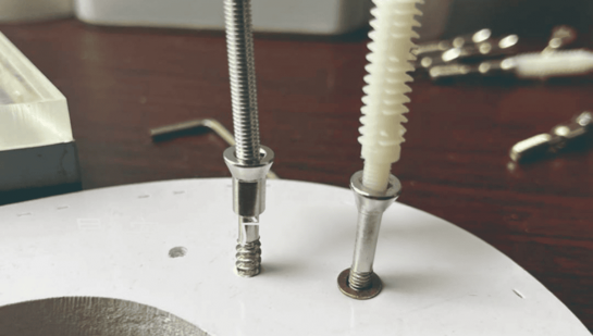 Винты и шурупы для сборки букв